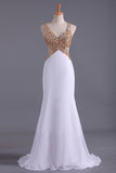 2024 Straps Prom Dresses Open Back Sheath/Column With Golden P9M9J38K