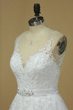 2024 Gorgeous Sleeveless Scoop Wedding Dresses Tulle With Applique P5SJHTZT